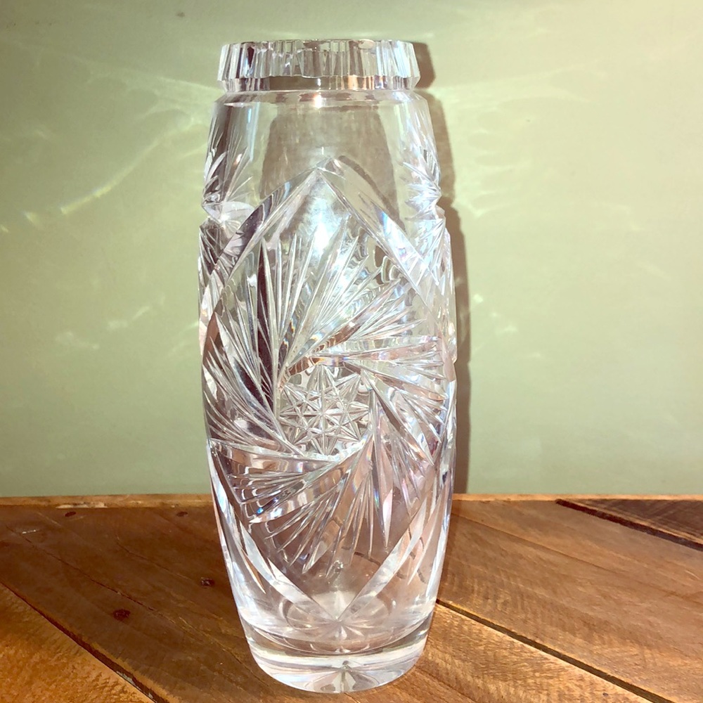 Vintage lead crystal vase with star design Valentines Day